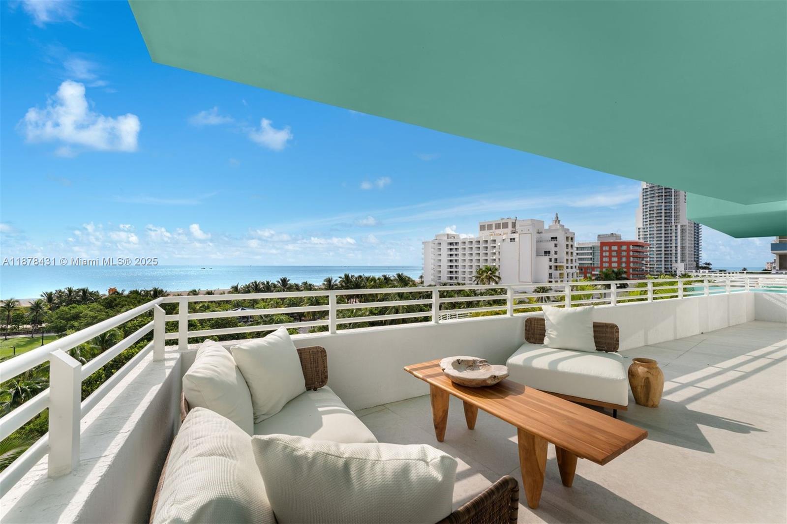 226 Ocean Dr Unit: 7F/7G