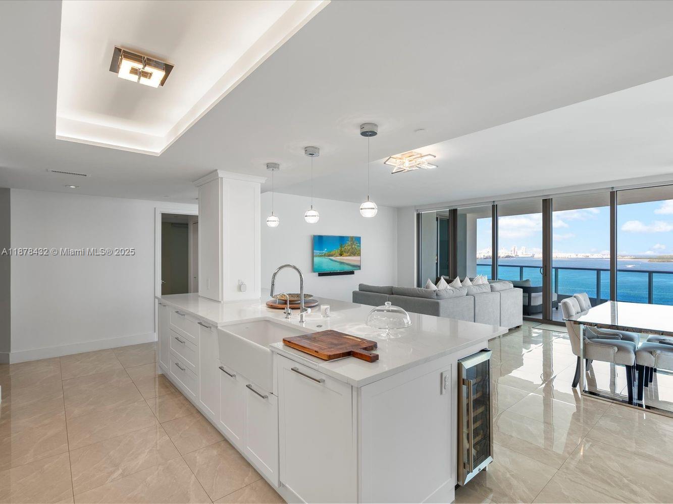 1331 Brickell Bay Dr # 1811