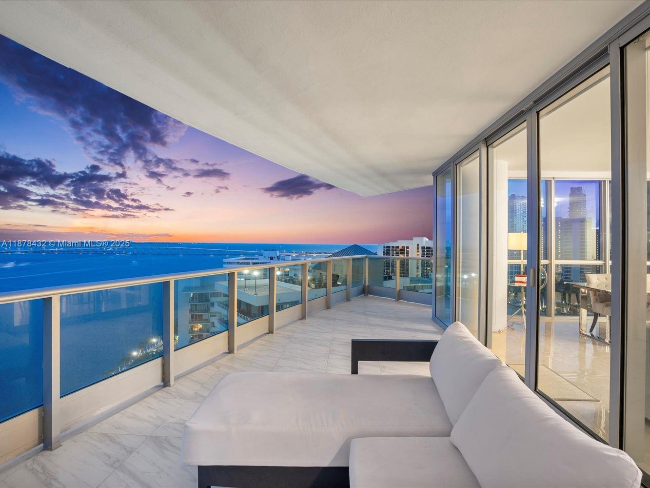 1331 Brickell Bay Dr # 1811