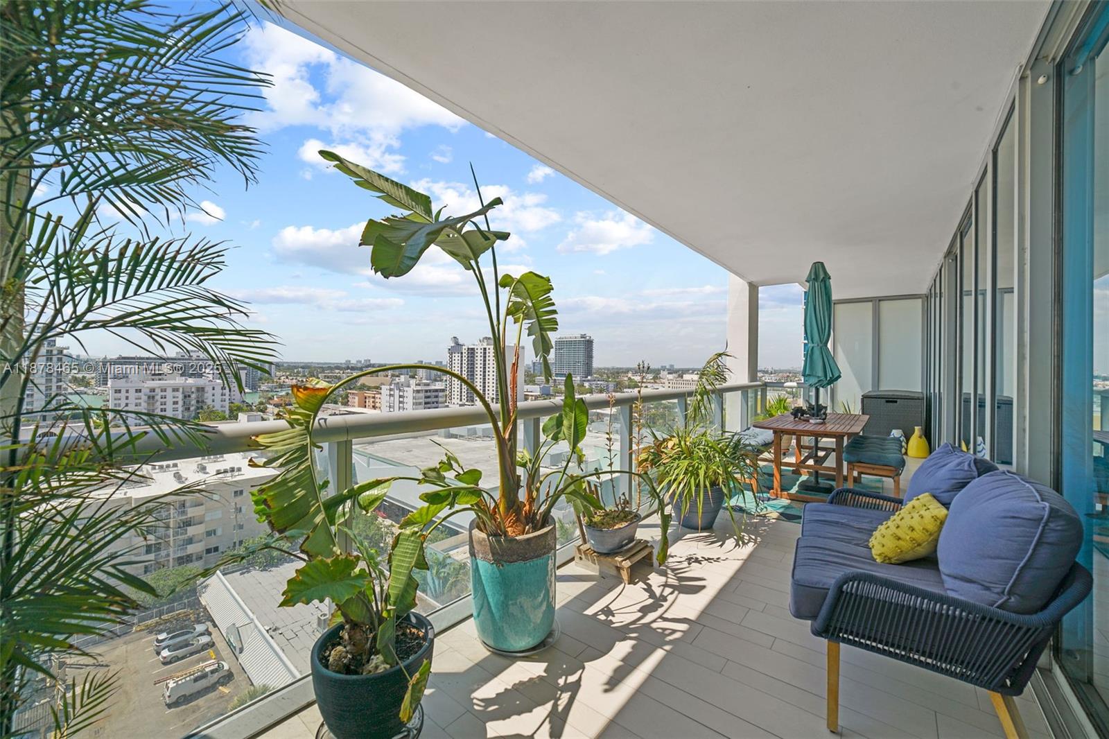 6799 Collins Ave # 1006