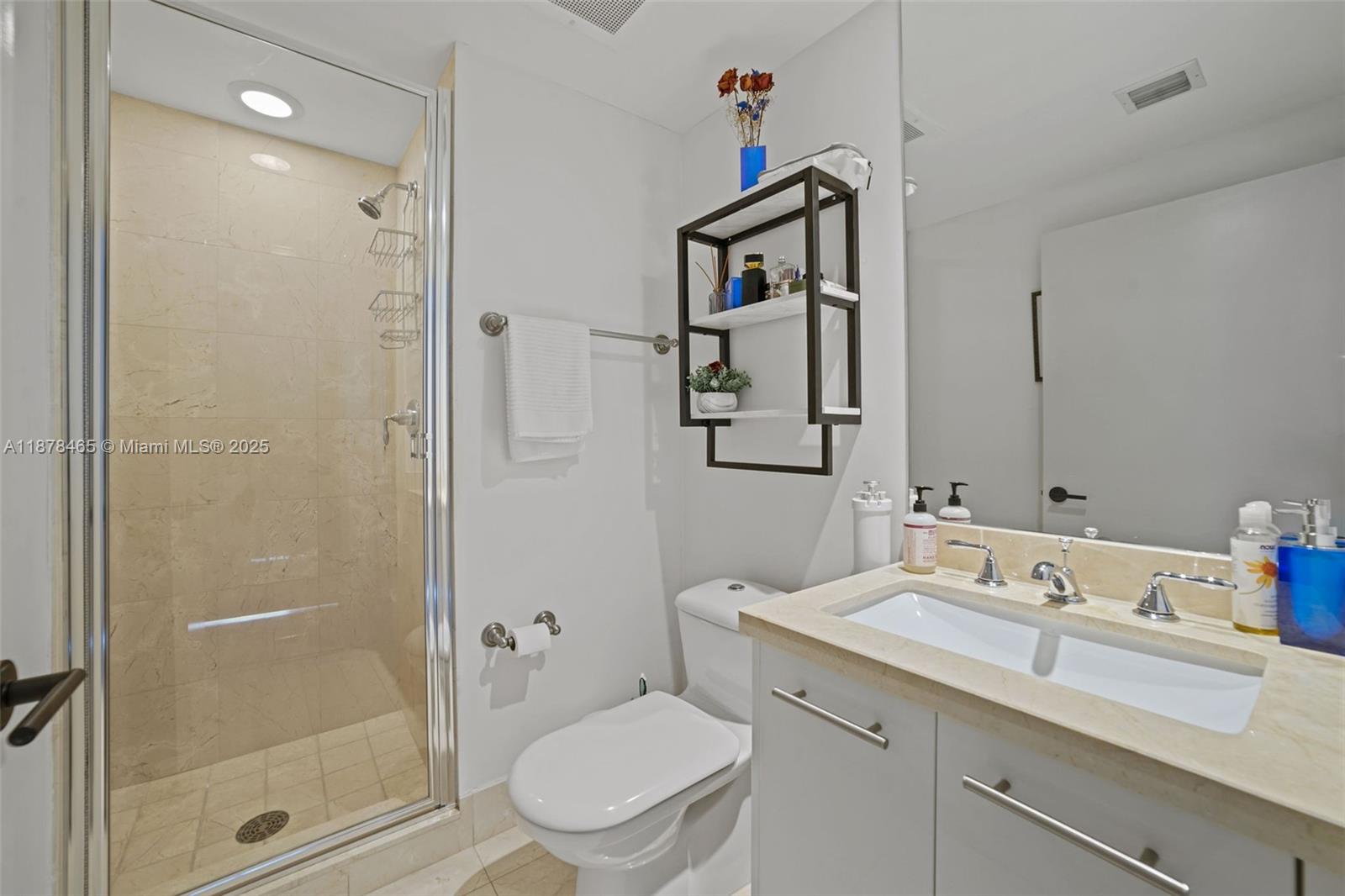 6799 Collins Ave # 1006