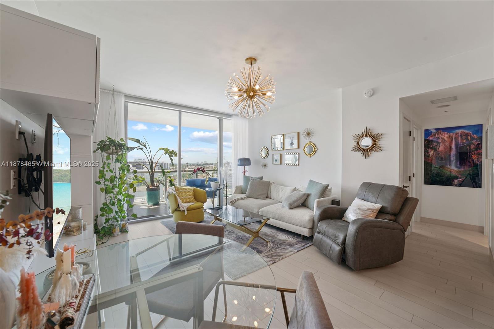 6799 Collins Ave # 1006