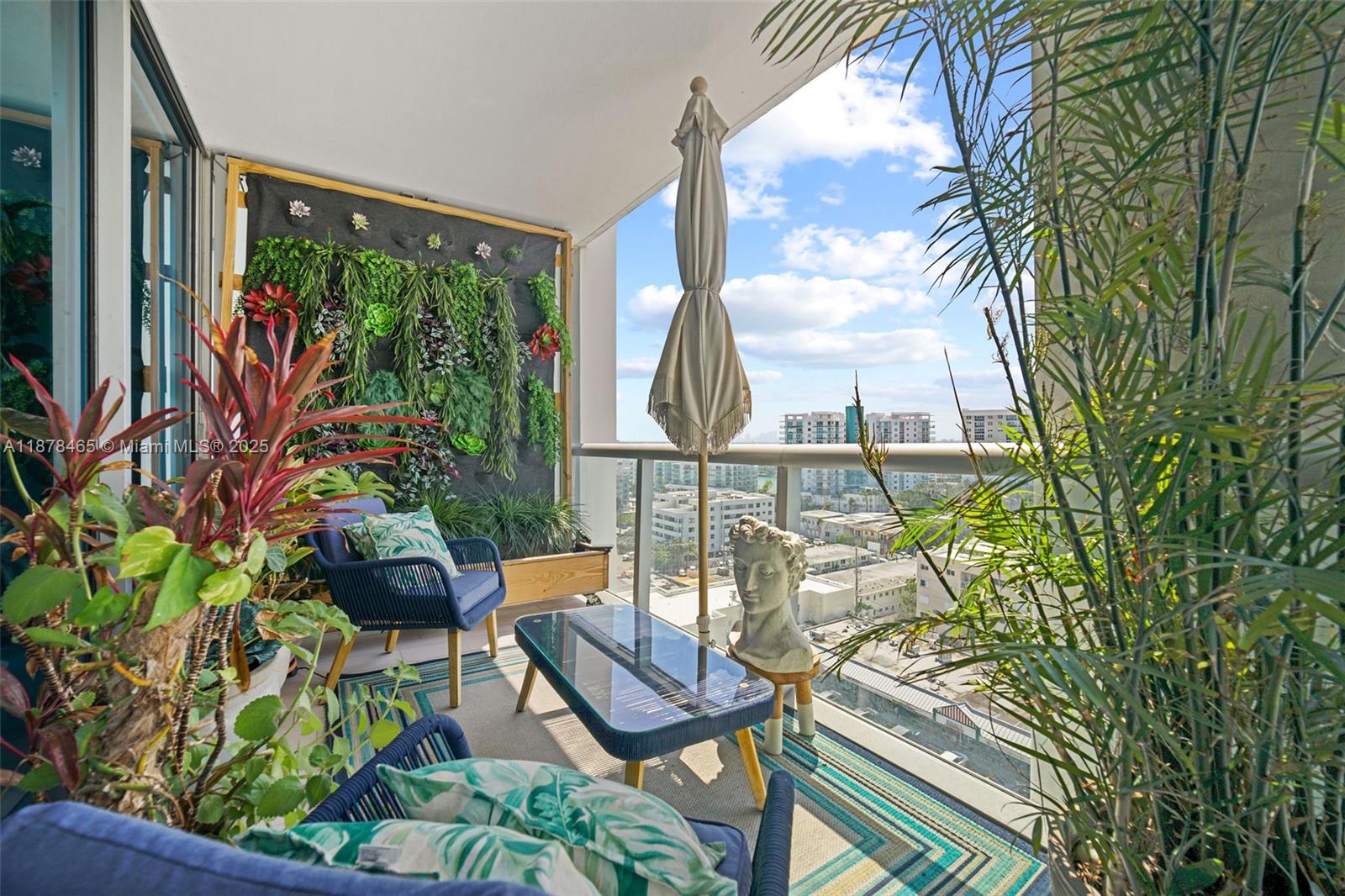 6799 Collins Ave # 1006