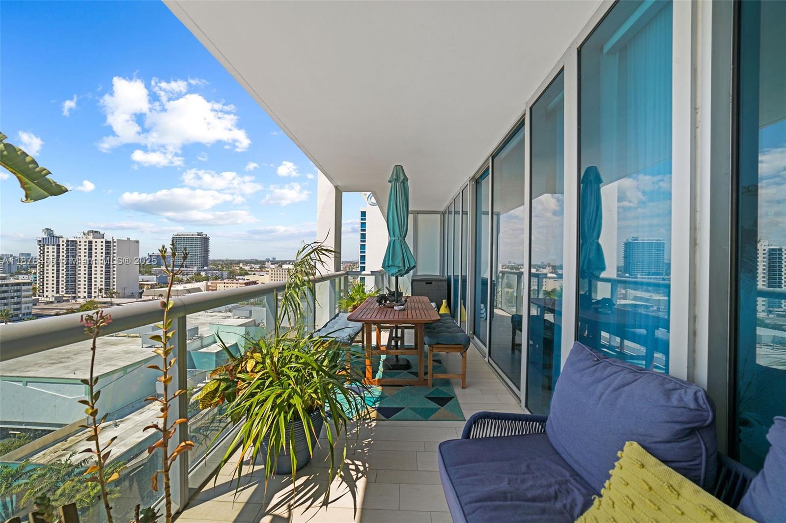 6799 Collins Ave # 1006