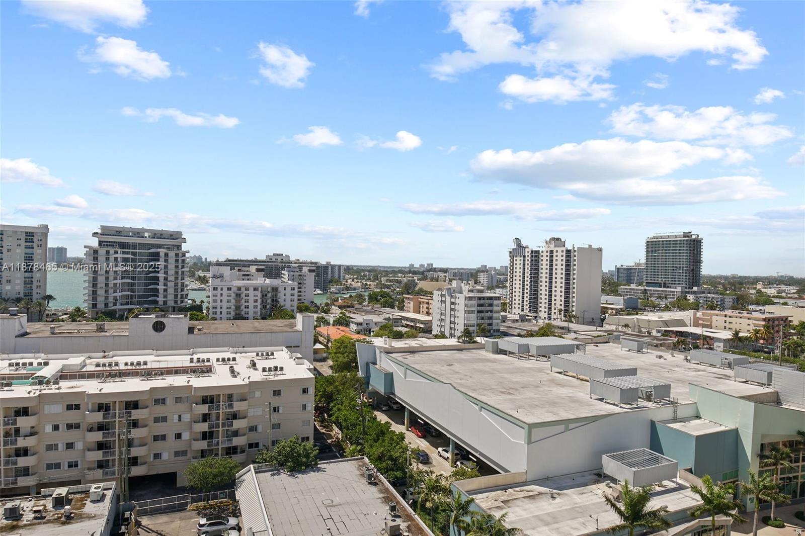 6799 Collins Ave # 1006
