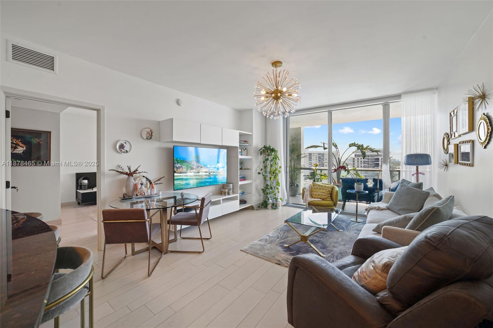 6799 Collins Ave # 1006