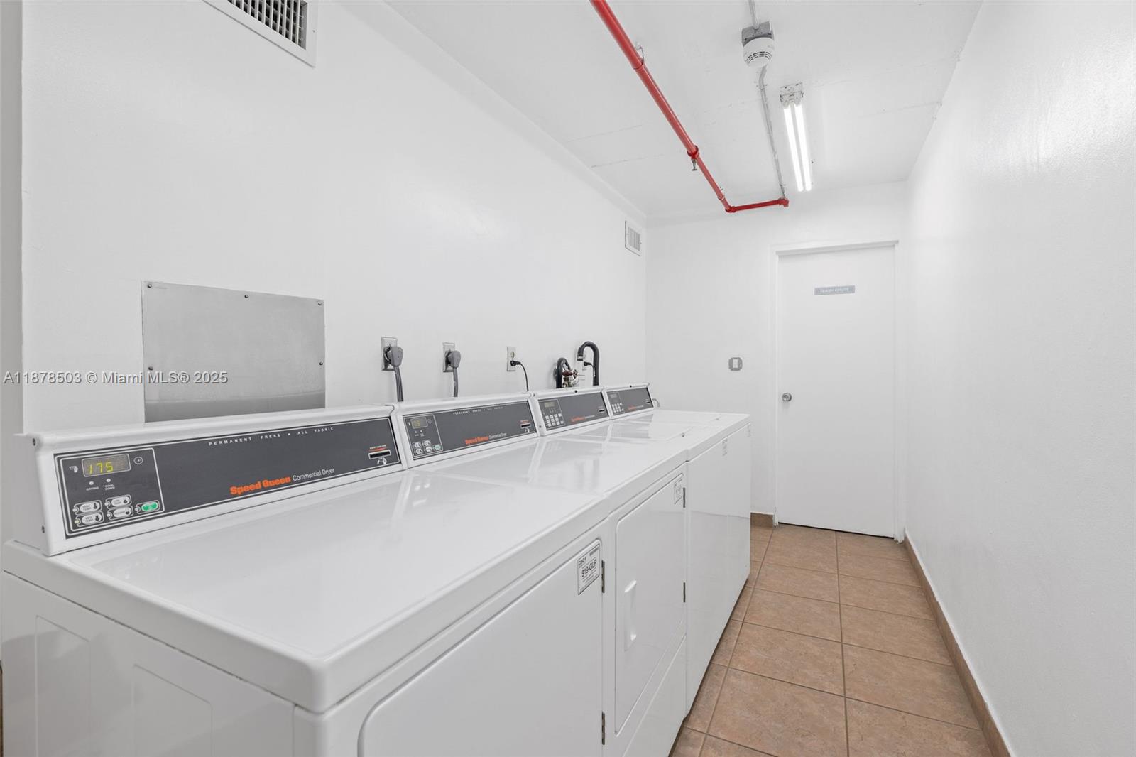 2401 Collins Ave # 1712