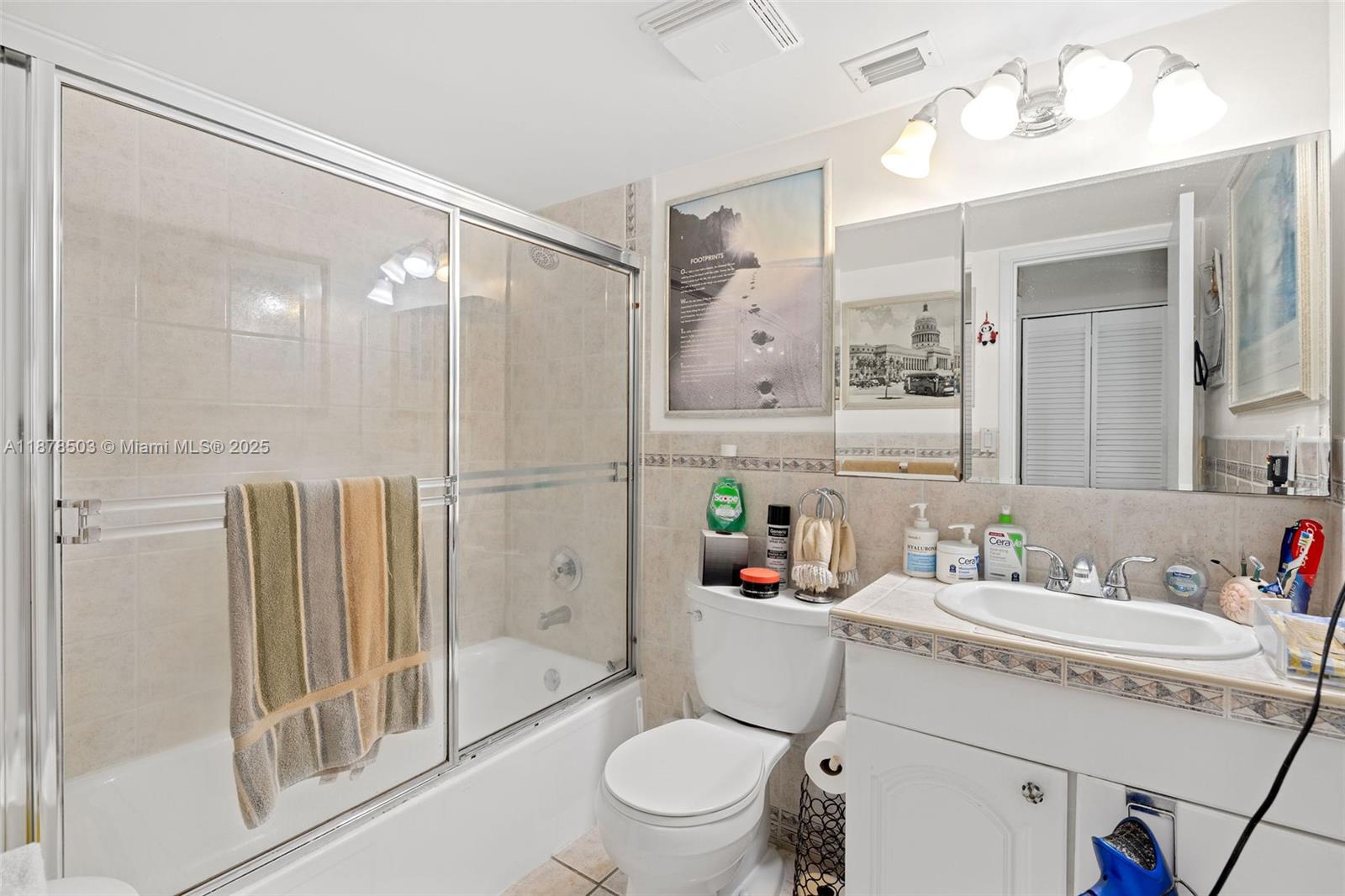 2401 Collins Ave # 1712