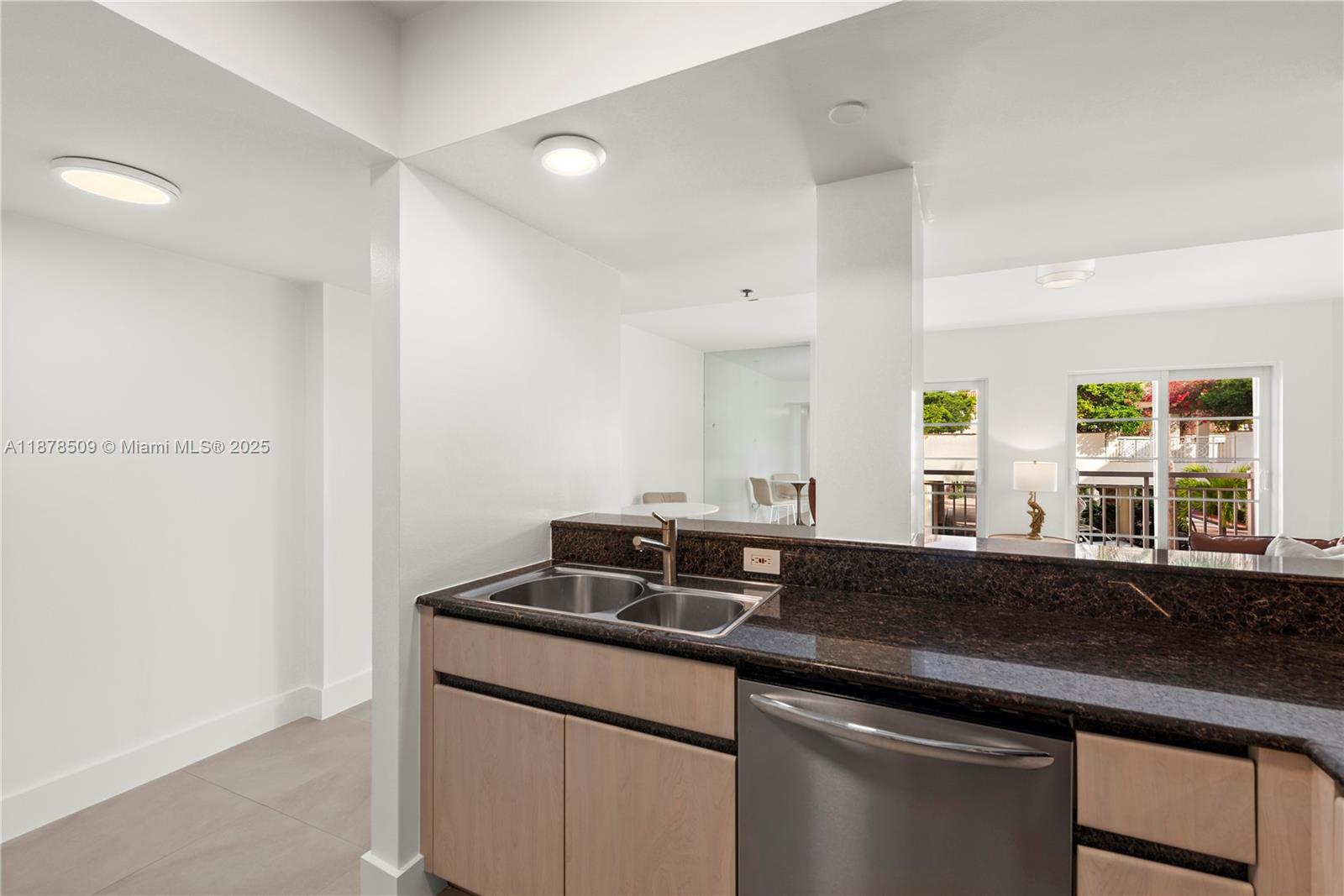 100 Jefferson Ave # 10004