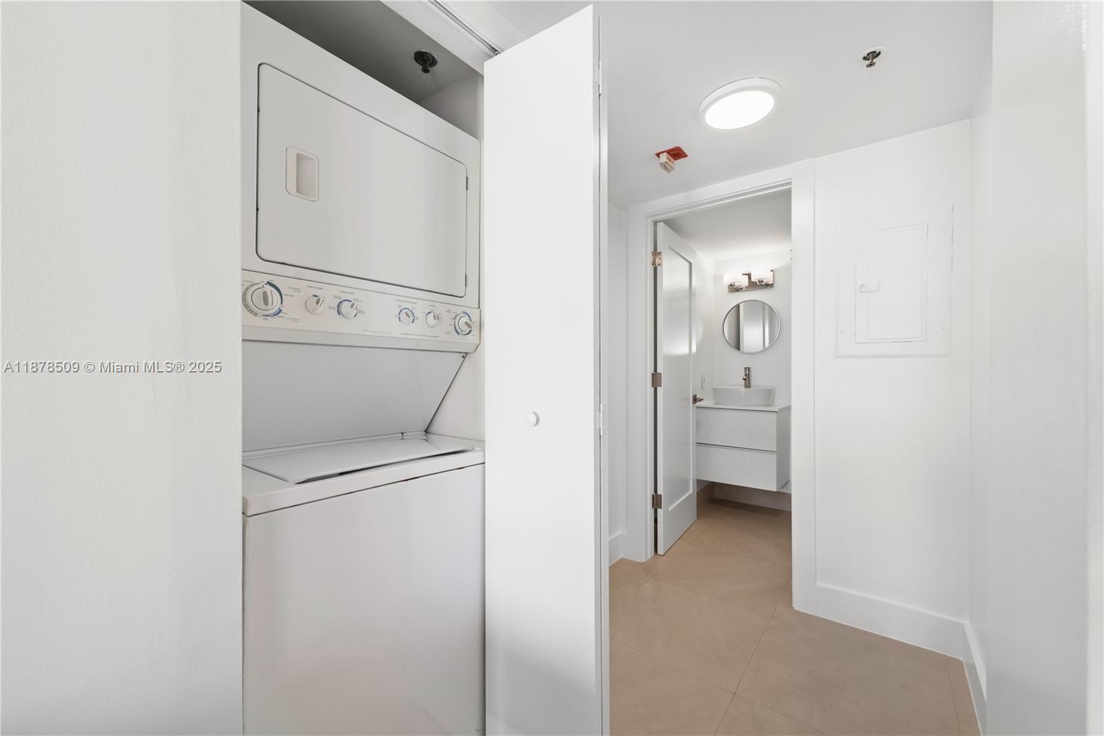 100 Jefferson Ave # 10004