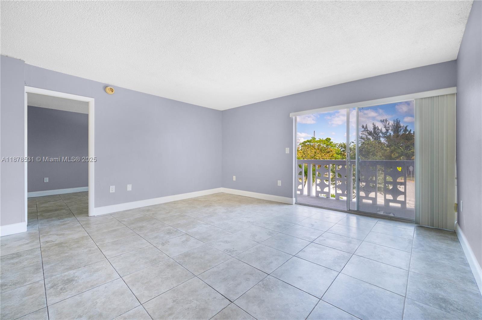4141 Nautilus Dr # 2F