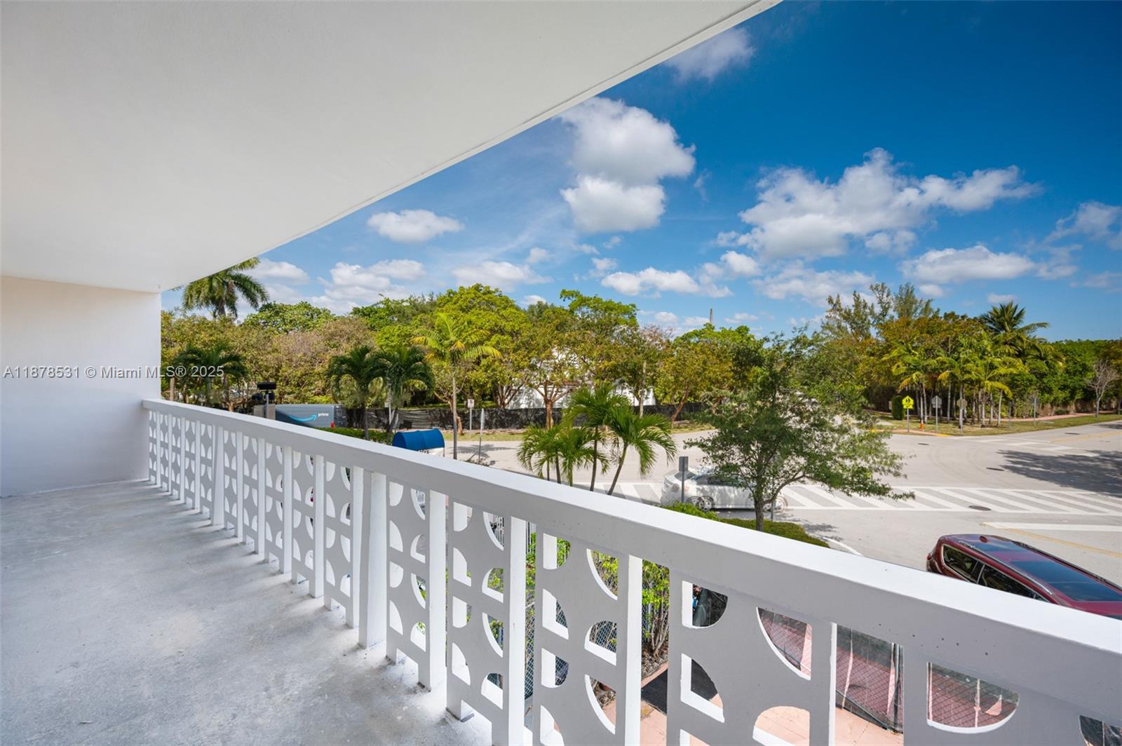 4141 Nautilus Dr # 2F