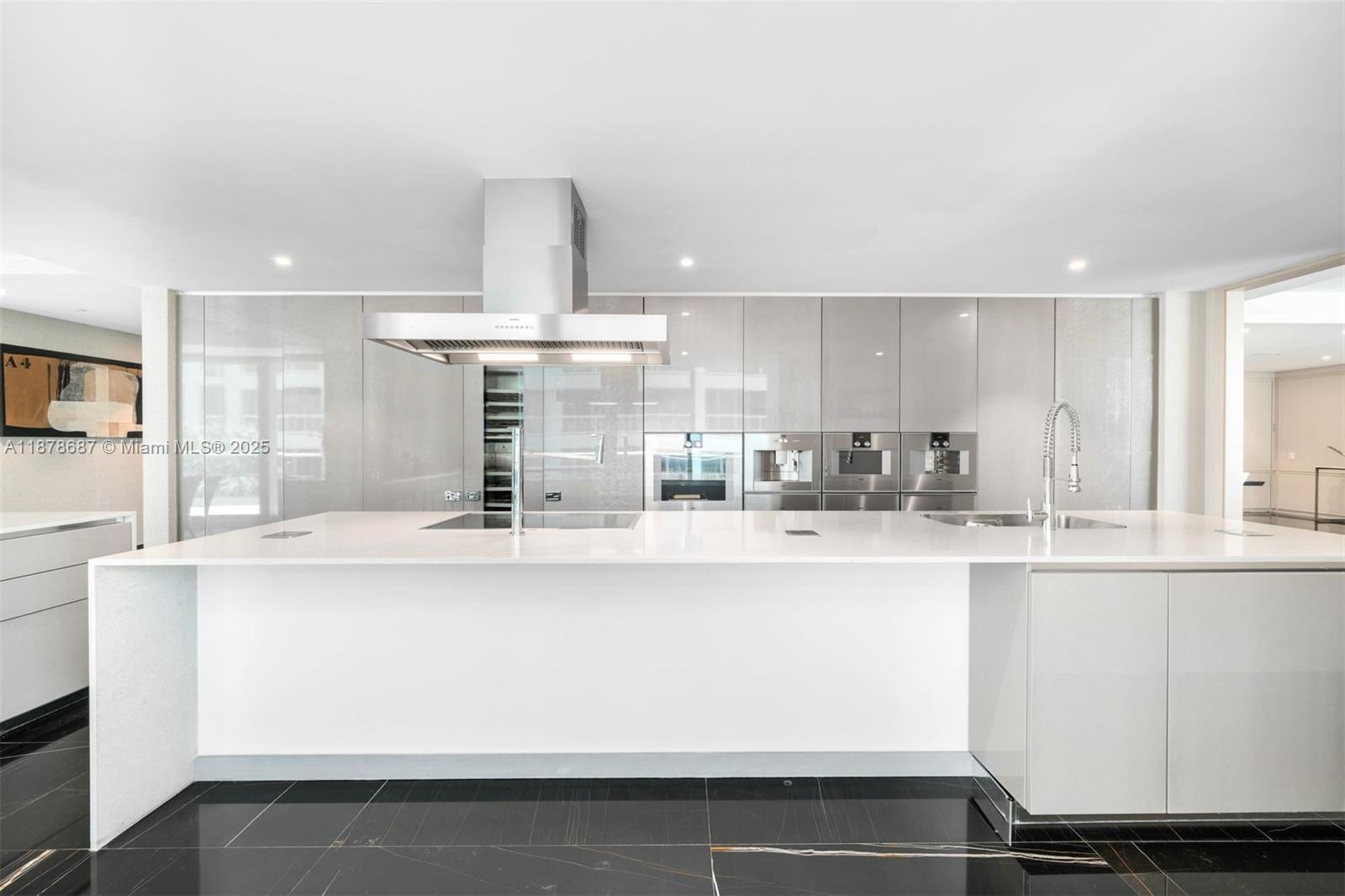 9349 Collins Ave # 406