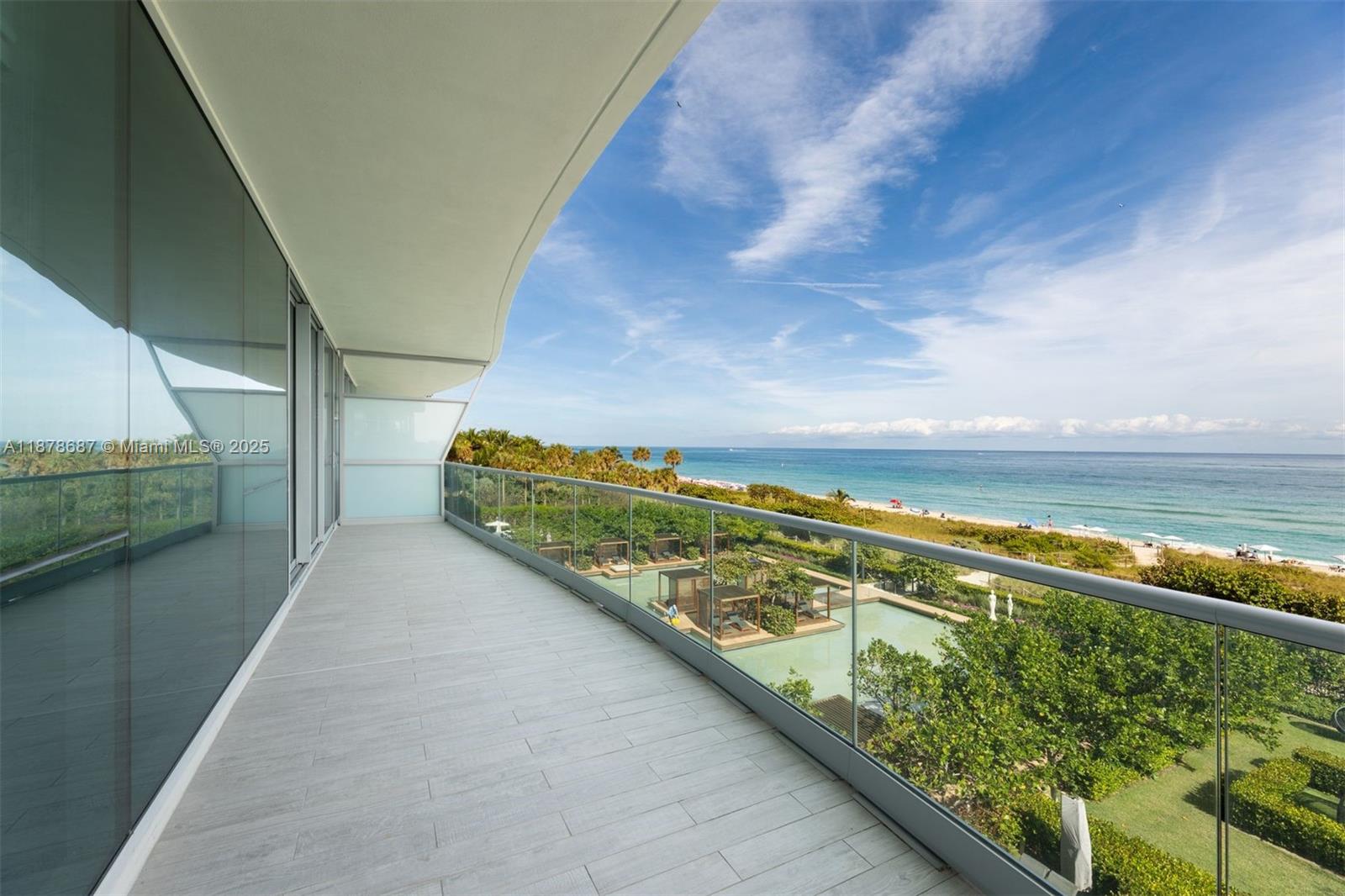 9349 Collins Ave # 406
