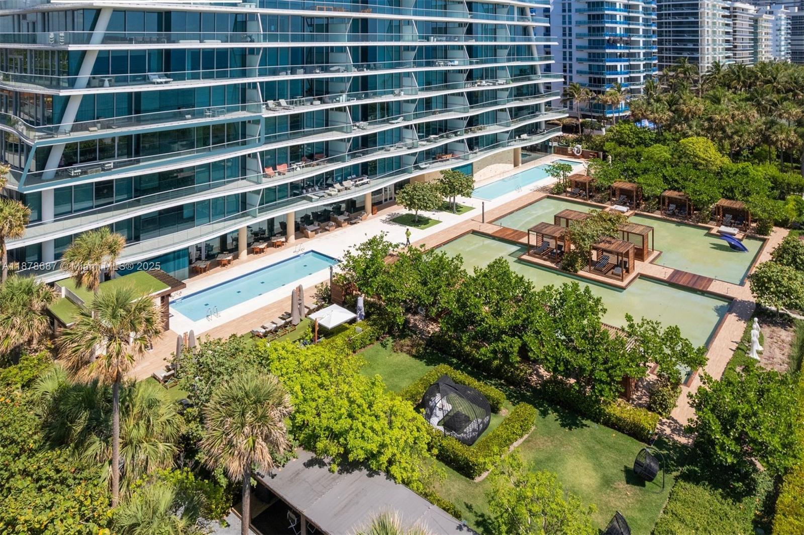9349 Collins Ave # 406