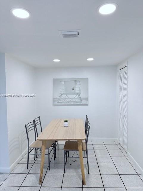 7610 dickens ave # 4