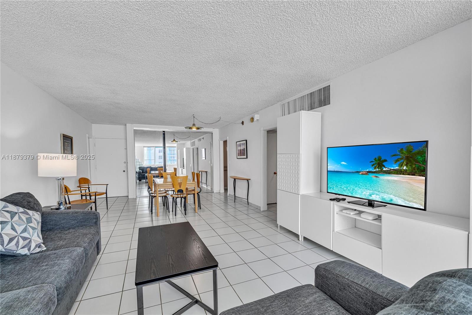 5005 Collins Ave # 616