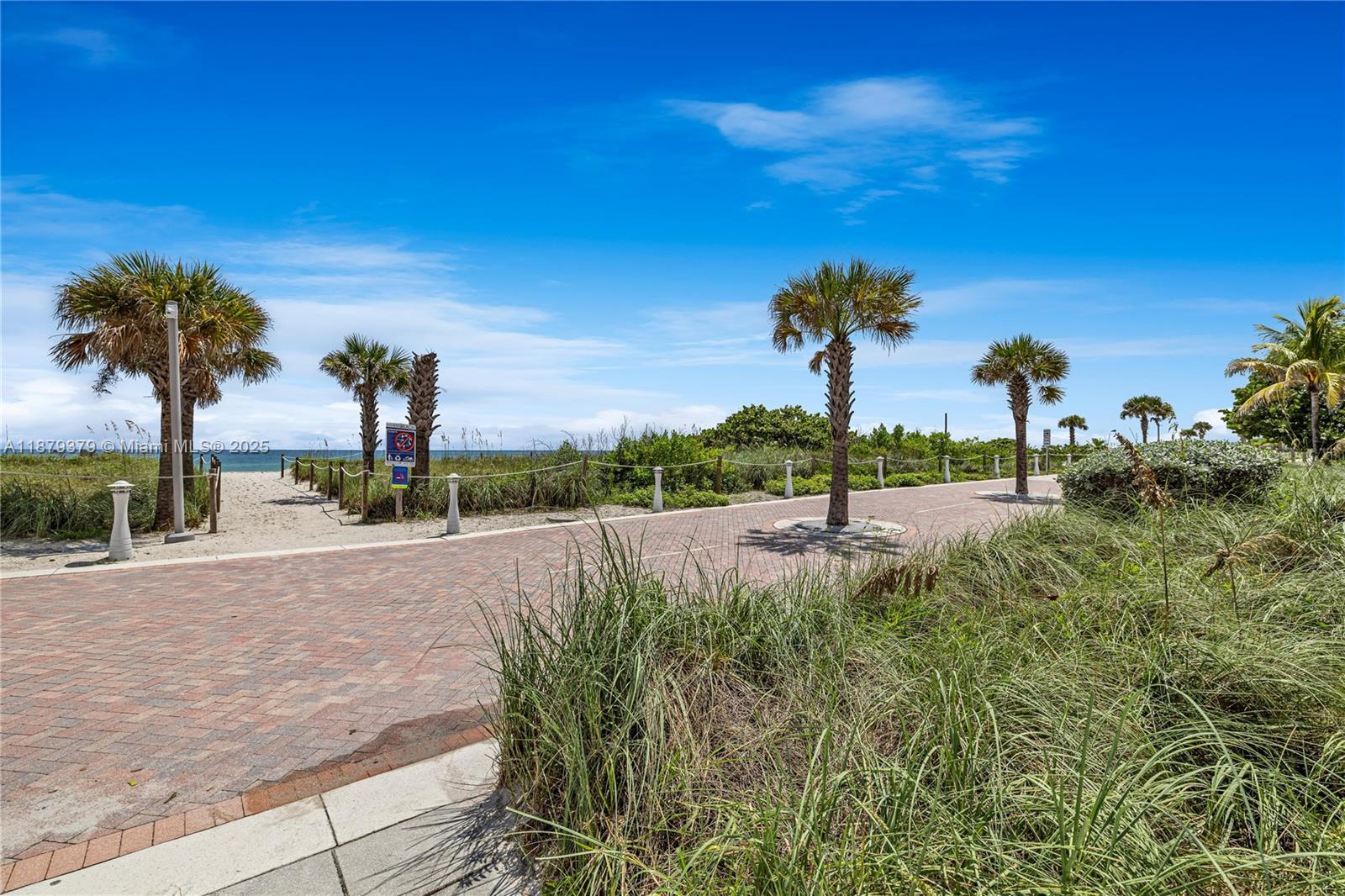 5005 Collins Ave # 616