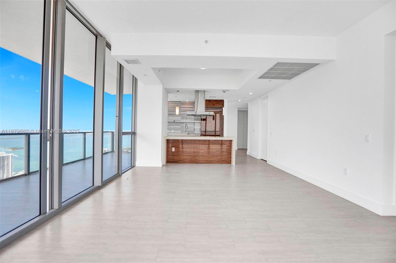 1100 Biscayne Blvd # 5307