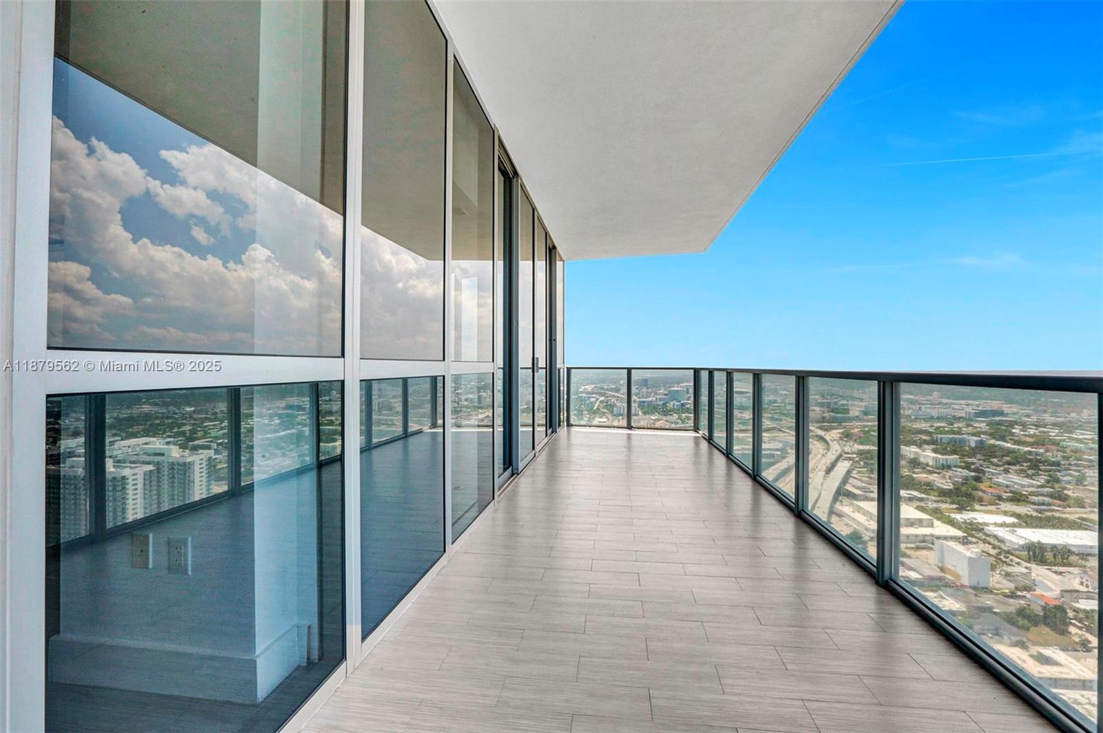 1100 Biscayne Blvd # 5307