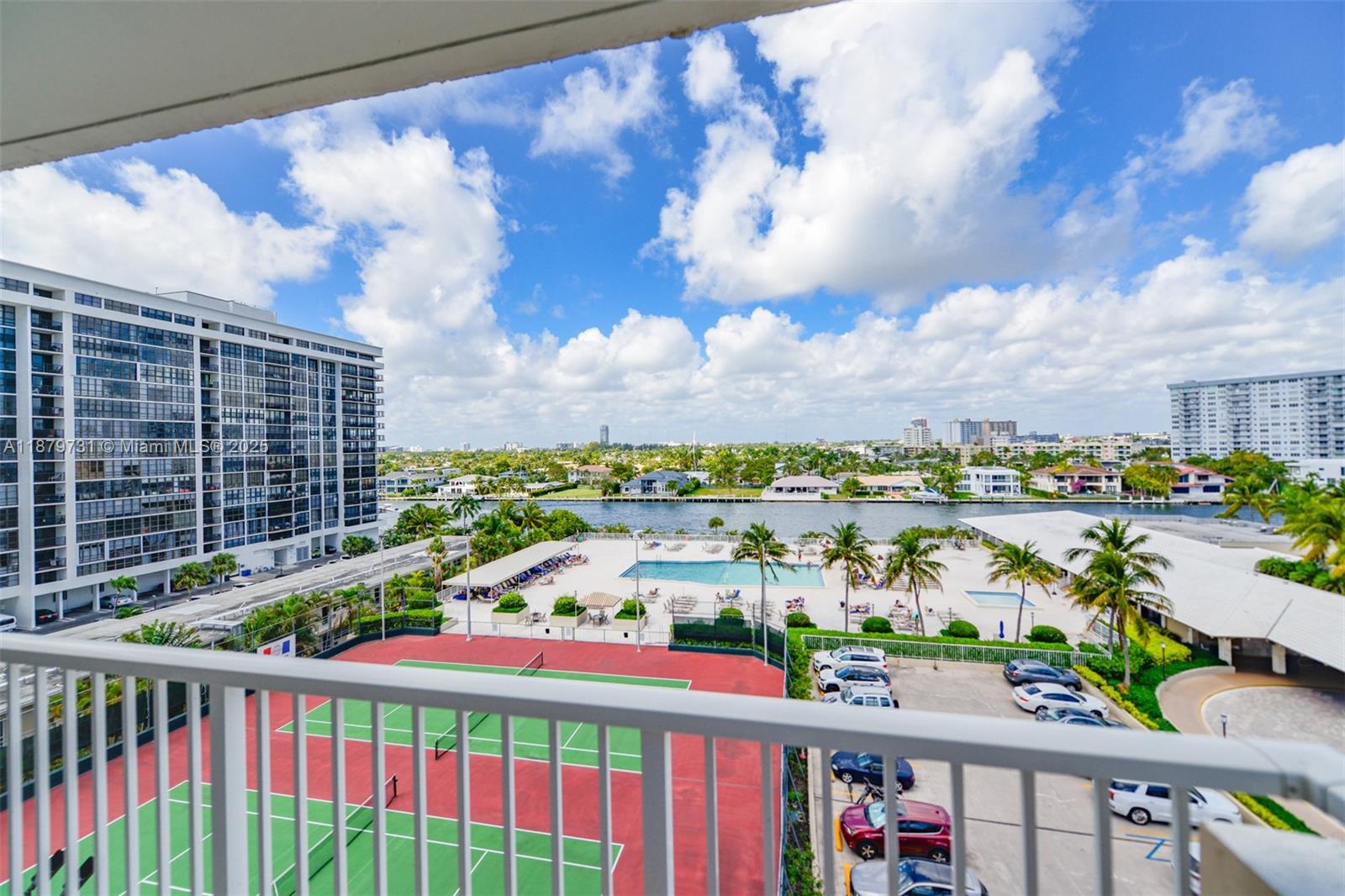 1985 S Ocean Dr # 6F