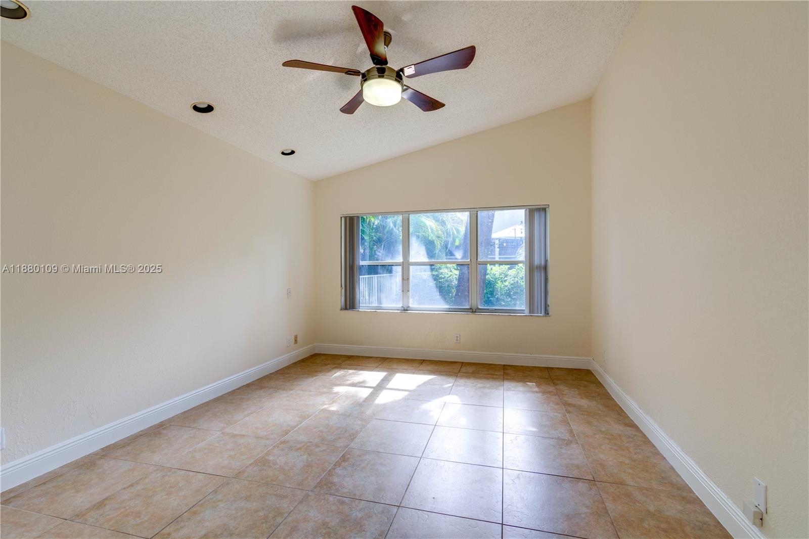 1501 SW 149th Ave