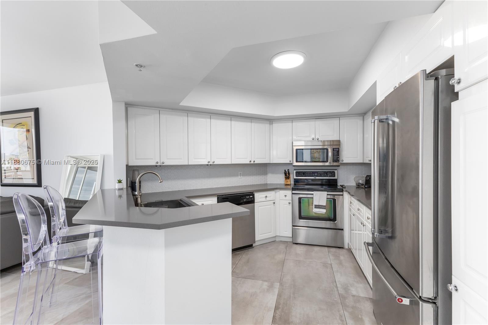 1800 Sunset Harbour Dr # 815