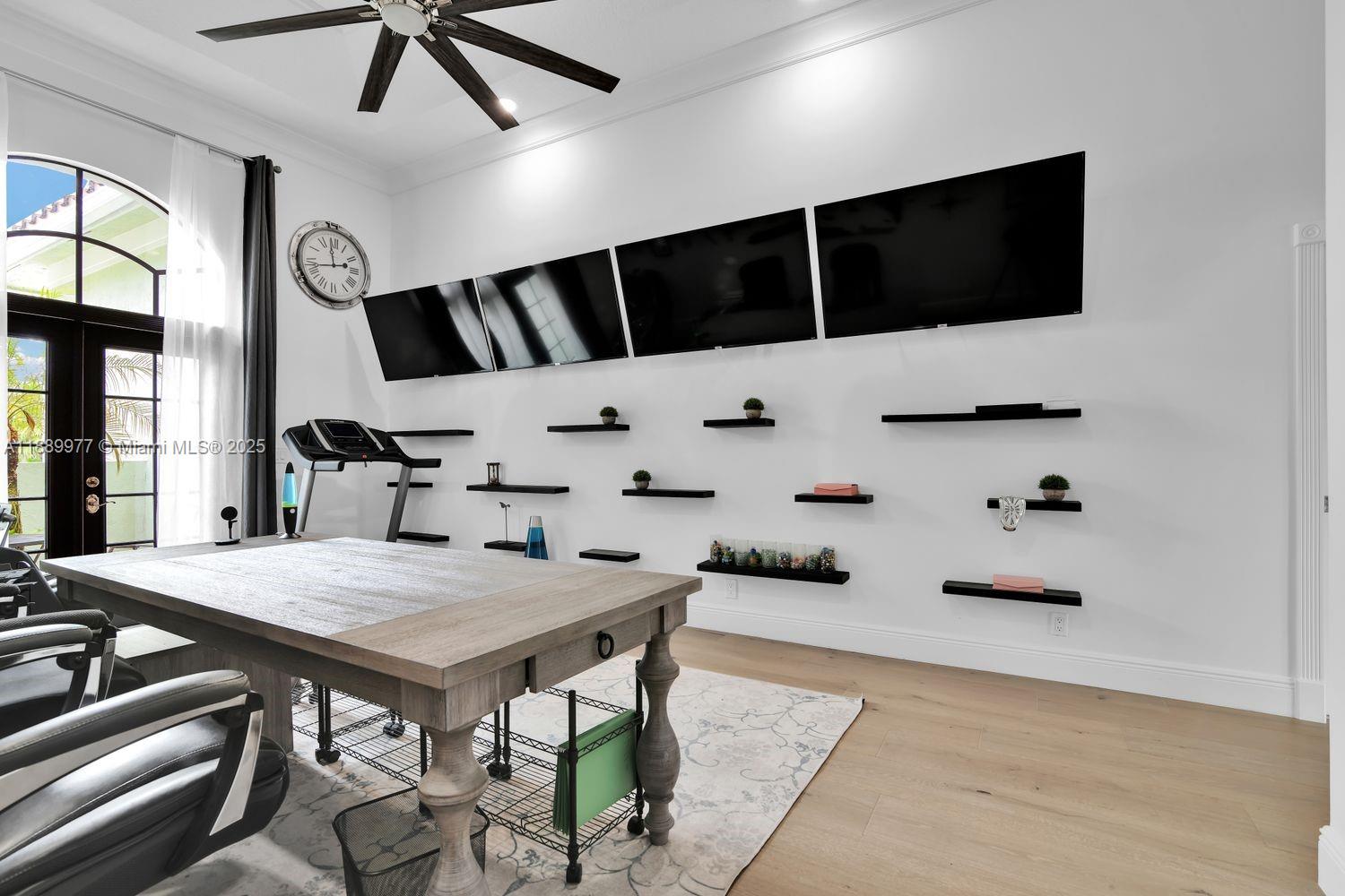 6622 Newport Lake Cir