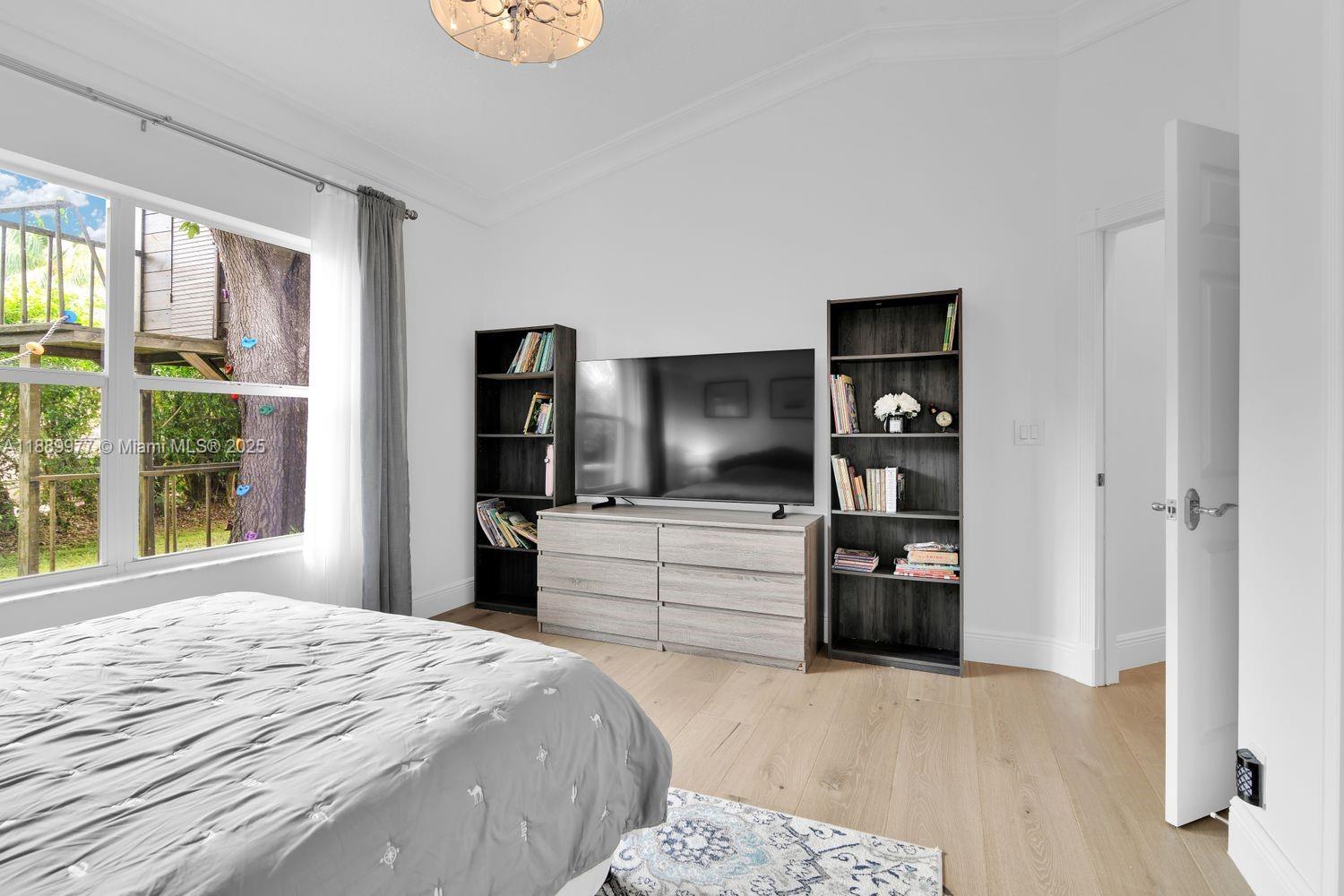 6622 Newport Lake Cir