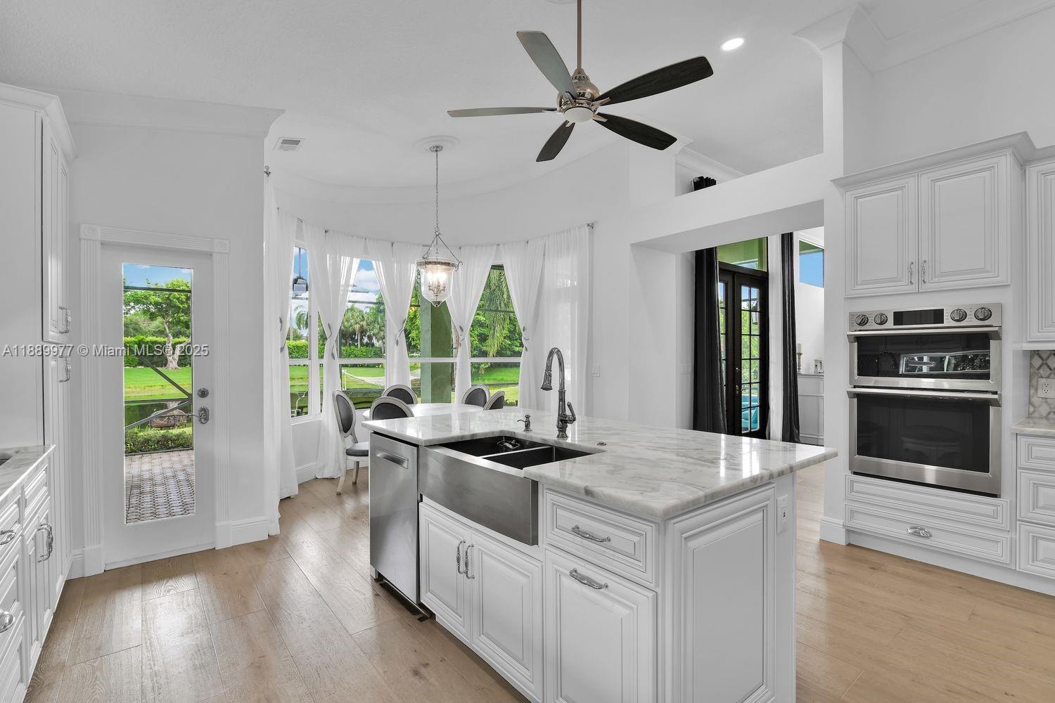 6622 Newport Lake Cir