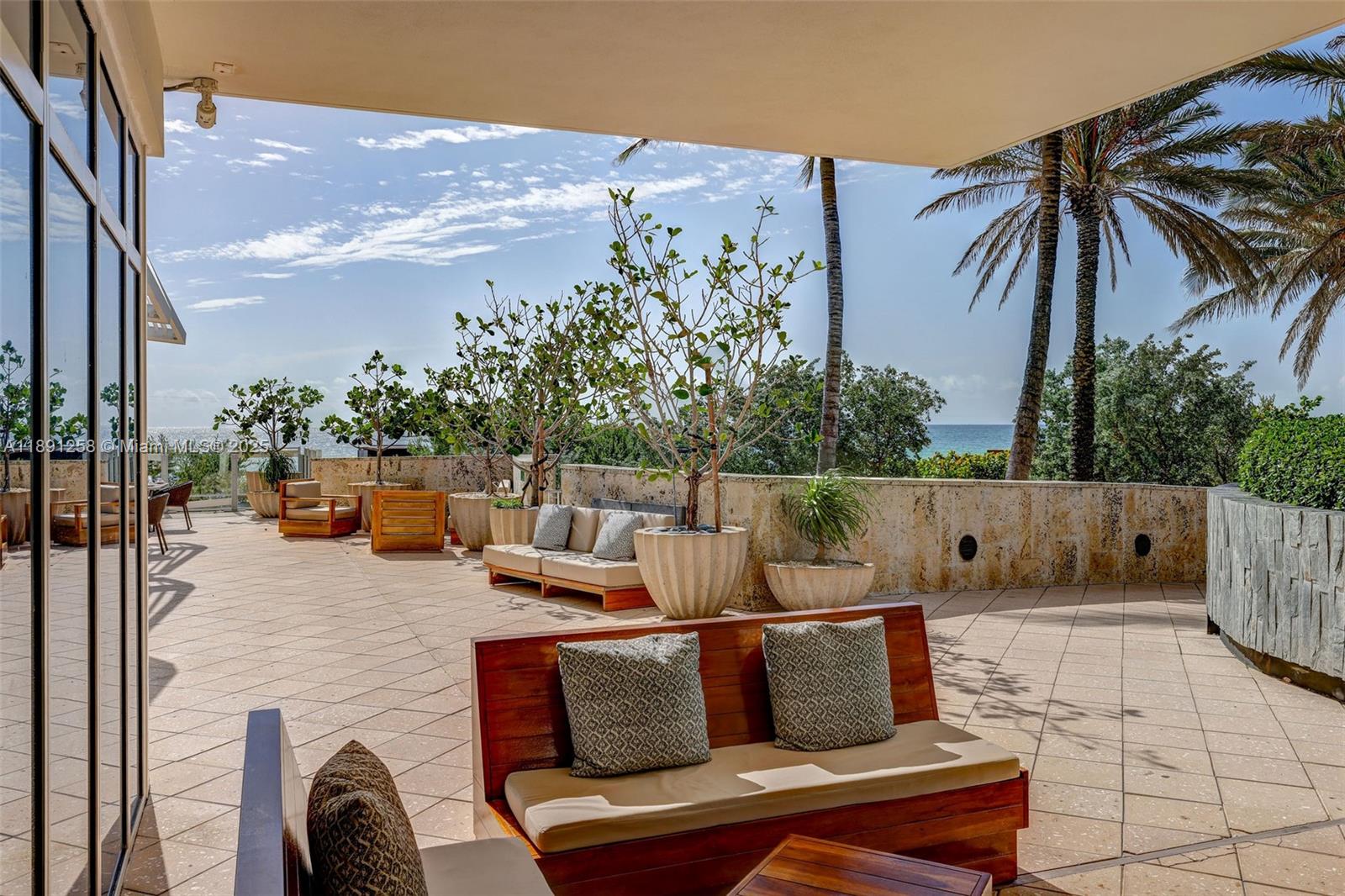 6799 Collins Ave # 209