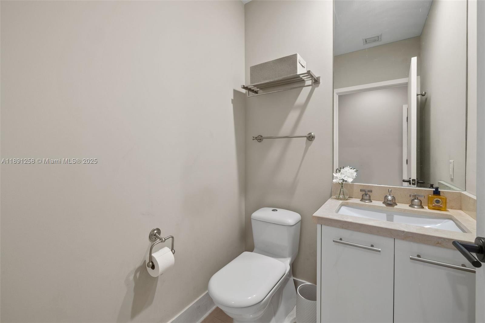 6799 Collins Ave # 209