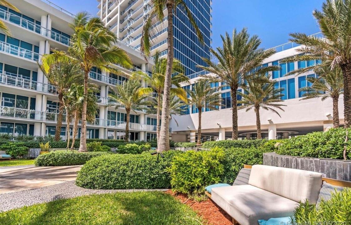 6799 Collins Ave # 209