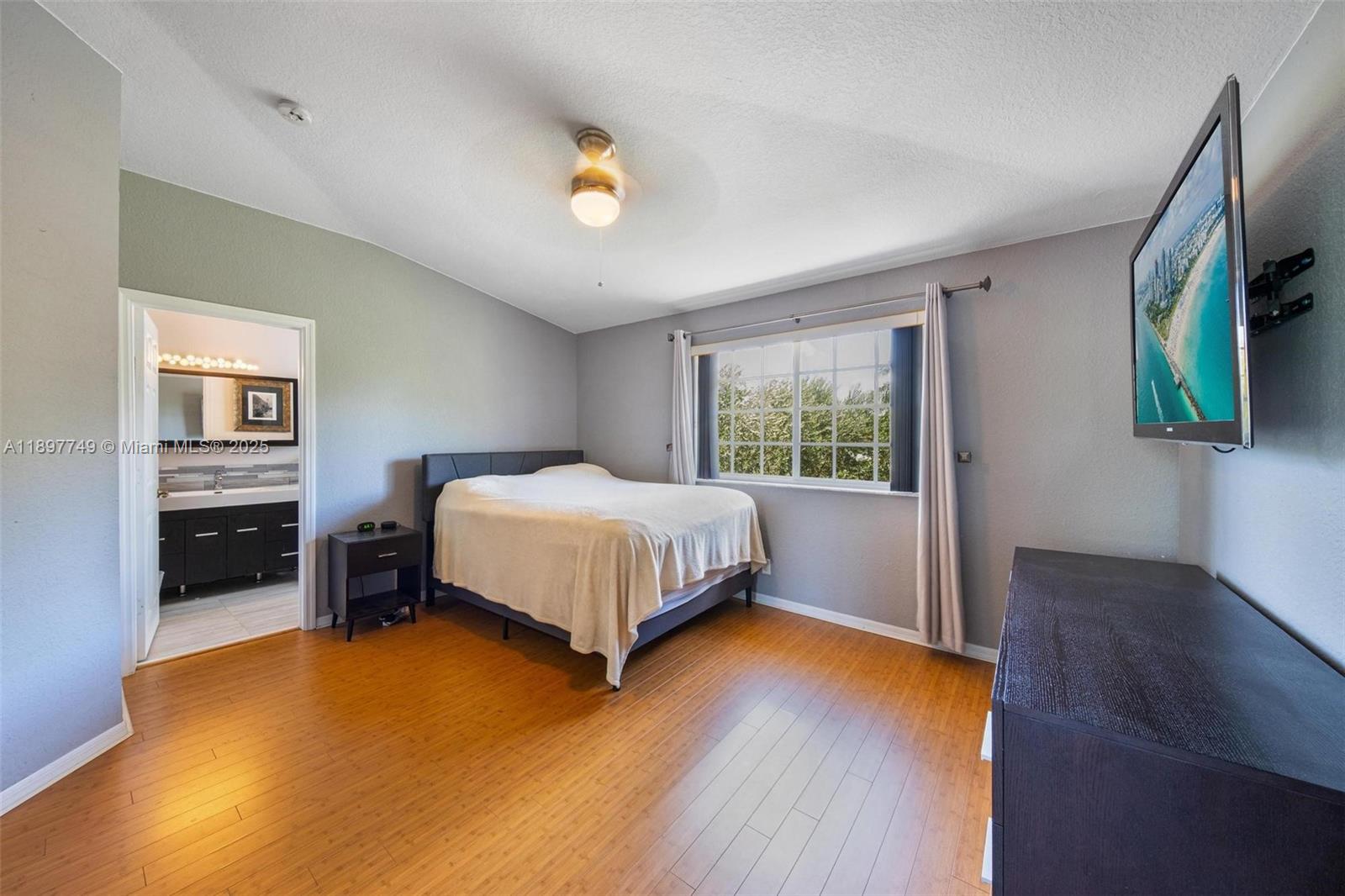 3869 NW 92nd Ave, Sunrise