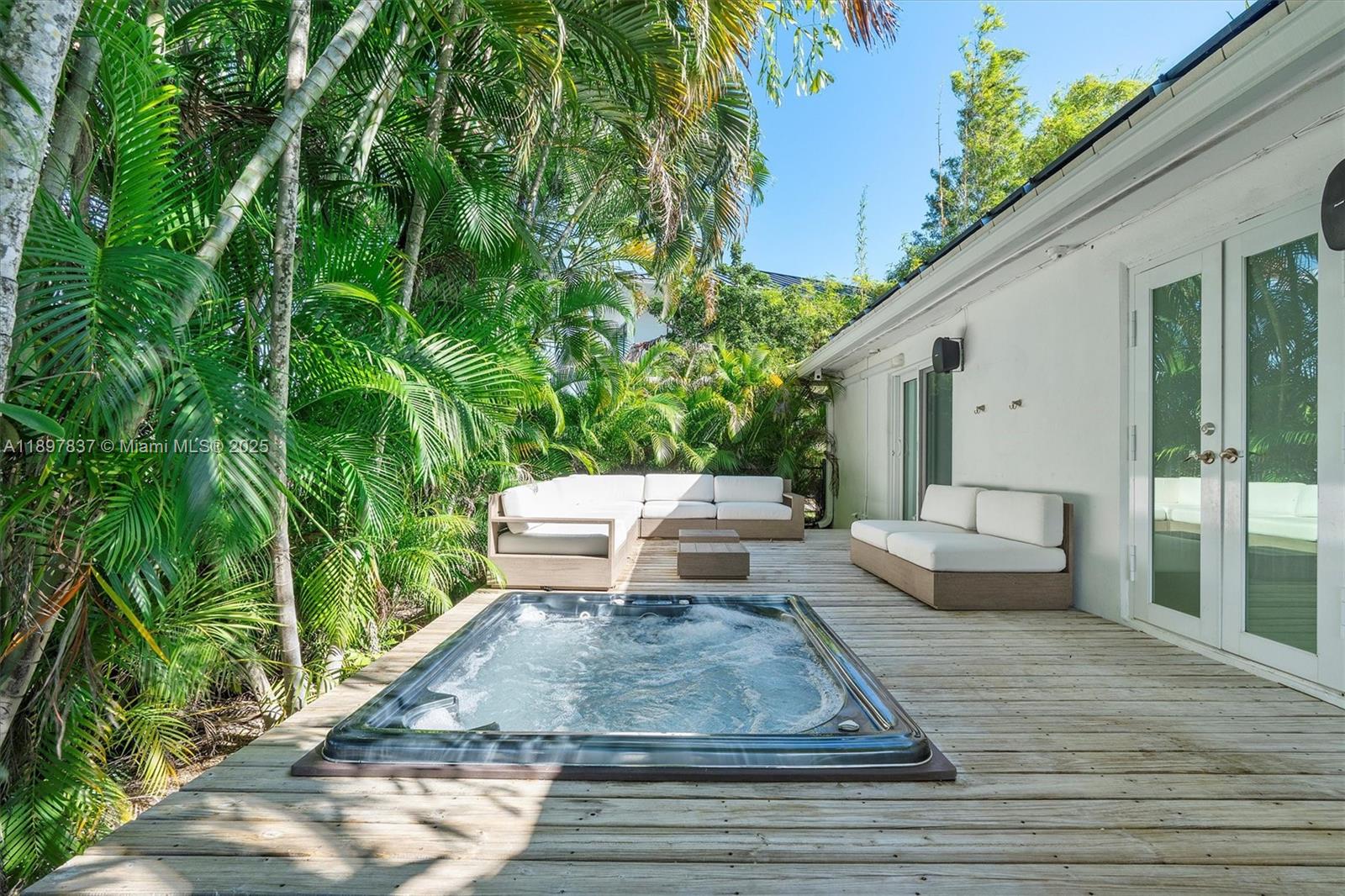 1321 Tangelo Isle, Fort Lauderdale