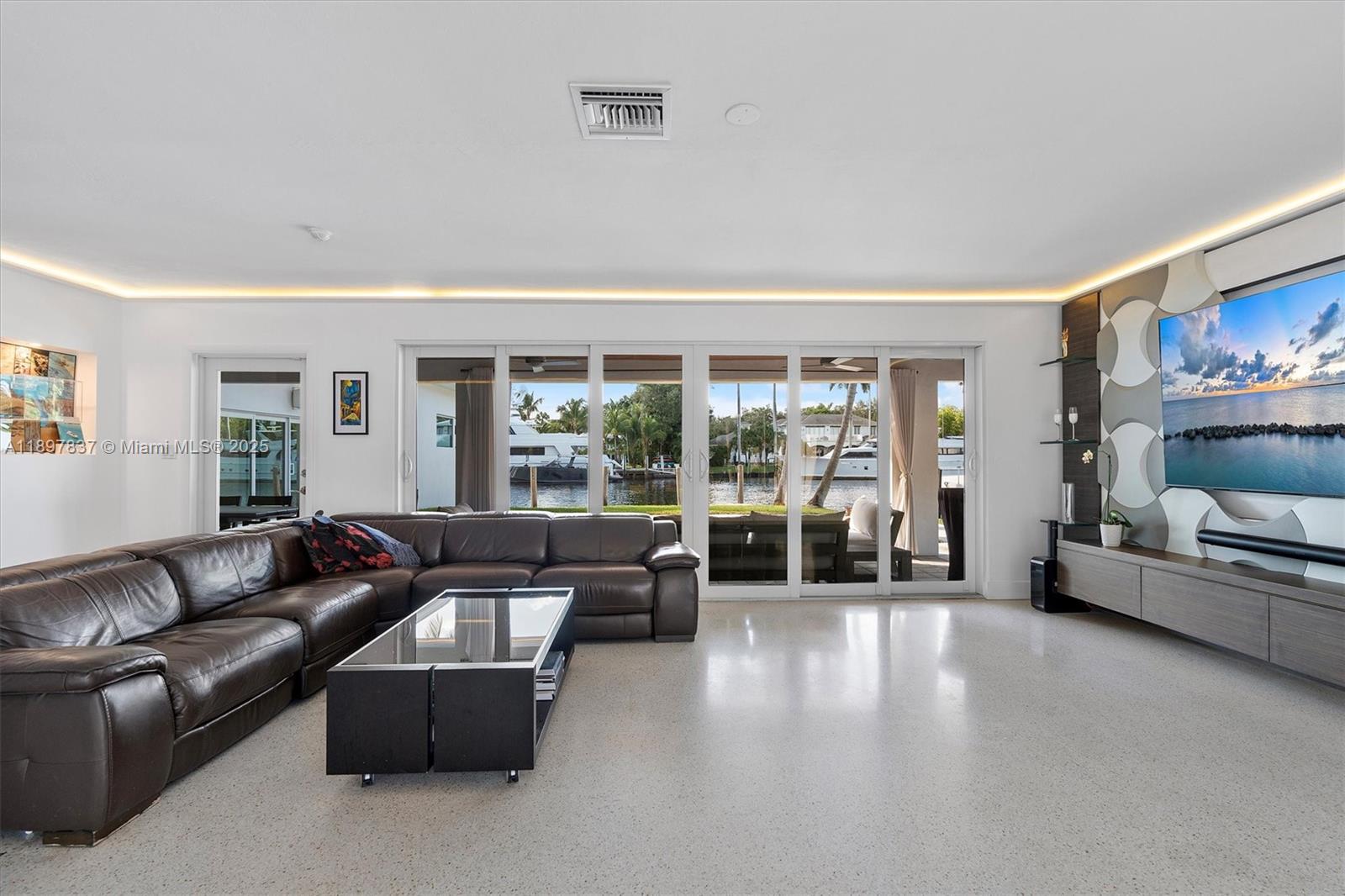 1321 Tangelo Isle, Fort Lauderdale