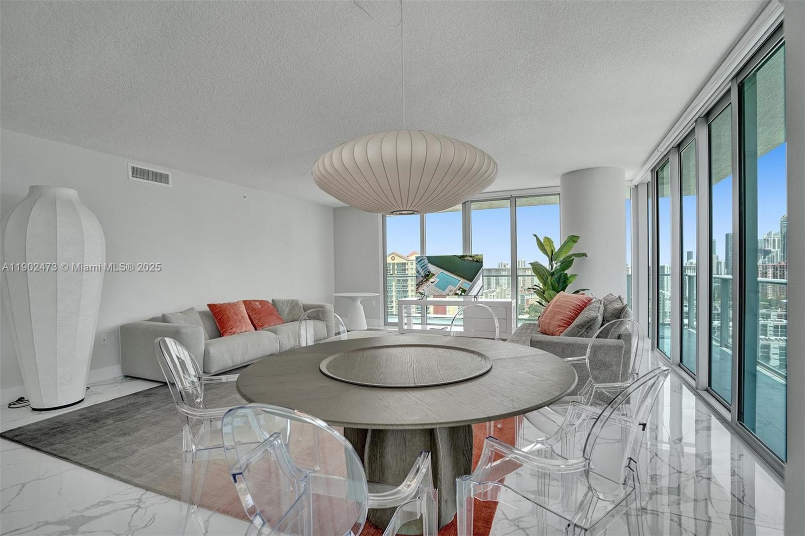330 Sunny Isles Blvd # 2207 Unit: 5-2207