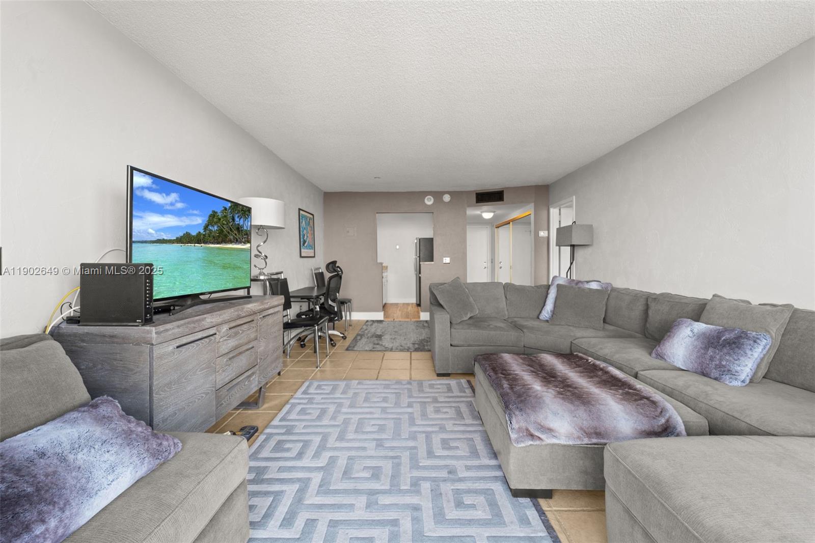 2350 NE 135th St # 1401, North Miami Unit: 1401