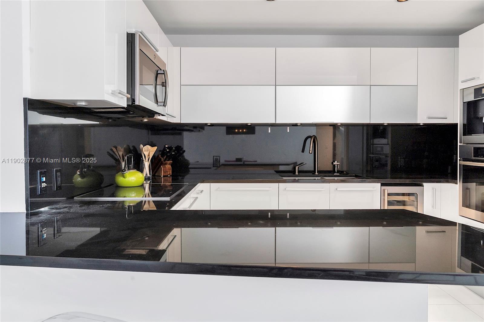 17121 Collins Ave # 2906