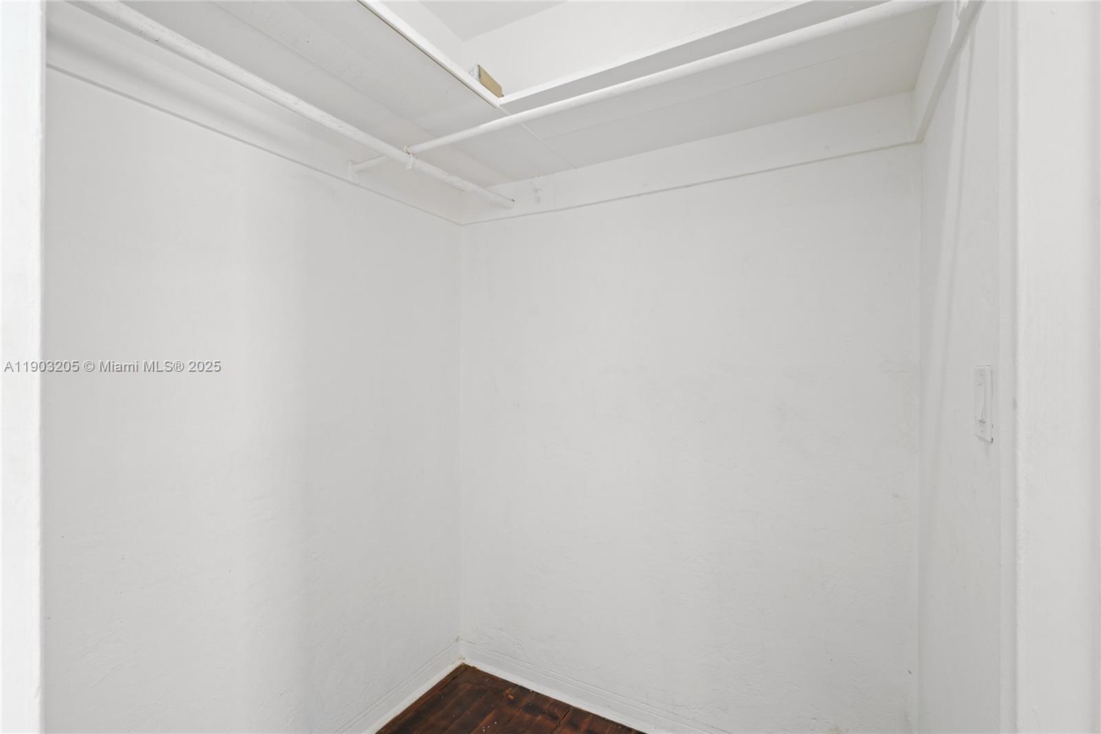 1611 Euclid Ave # 10