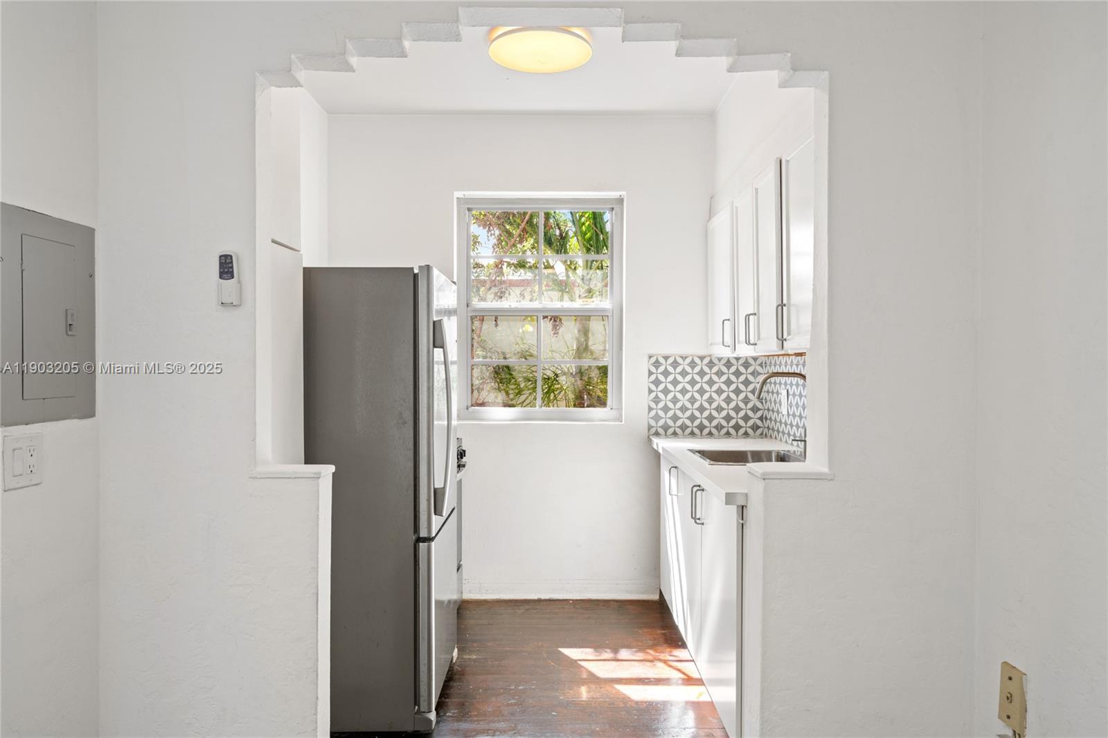 1611 Euclid Ave # 10