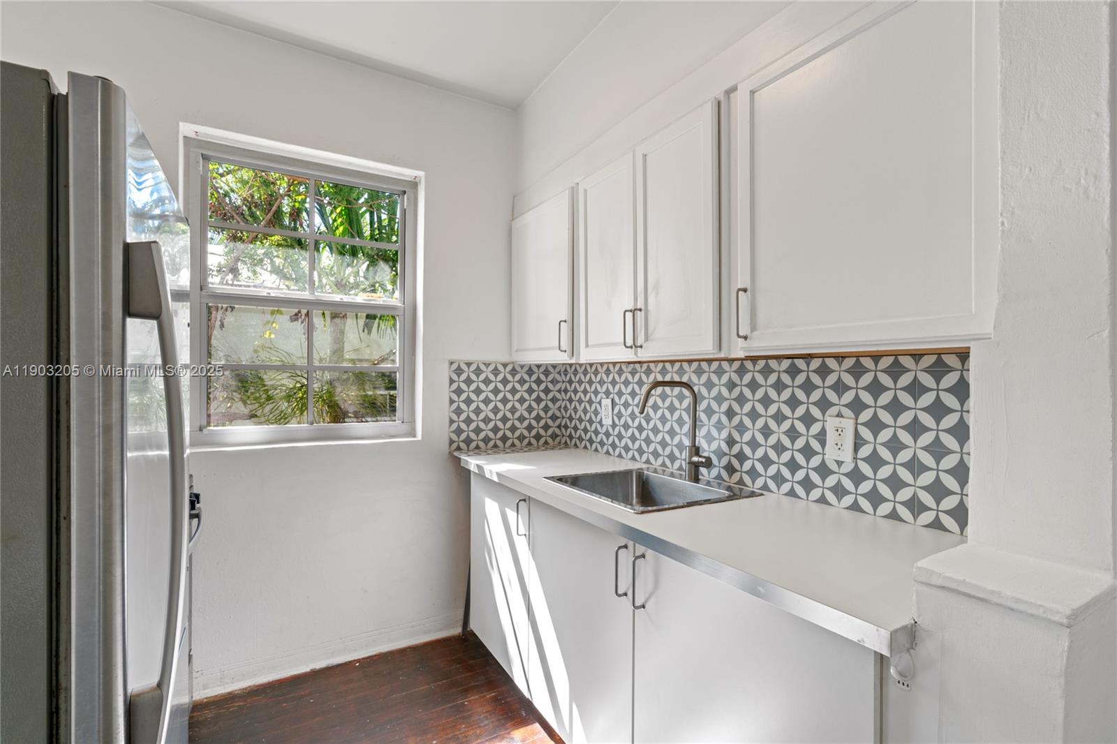 1611 Euclid Ave # 10