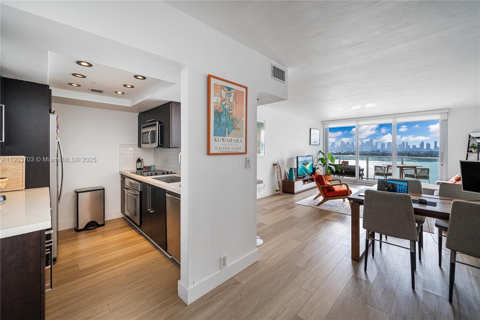 1000 West Ave # 1116, Miami Beach Unit: 1116