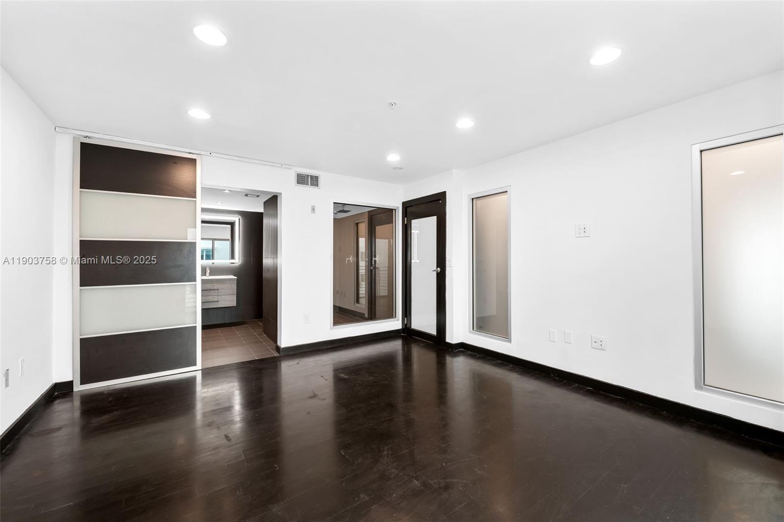 7744 Collins Ave # 20