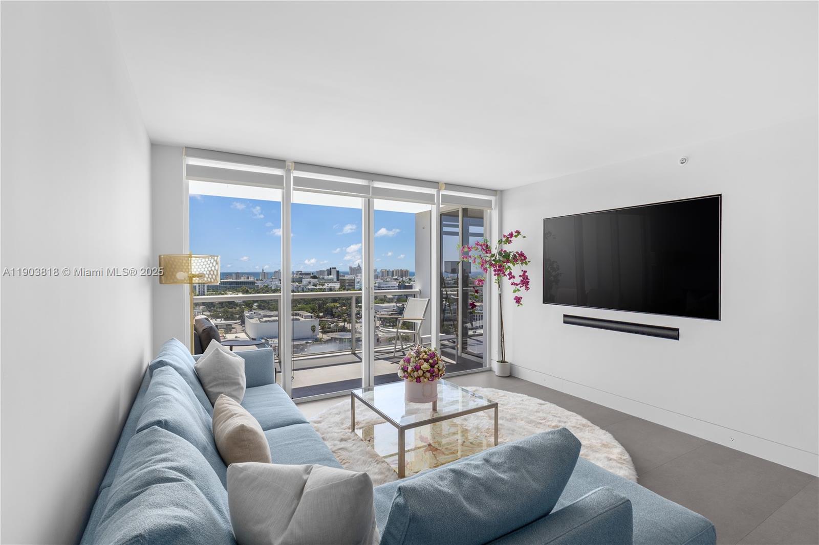 1800 Sunset Harbour Dr # 2105