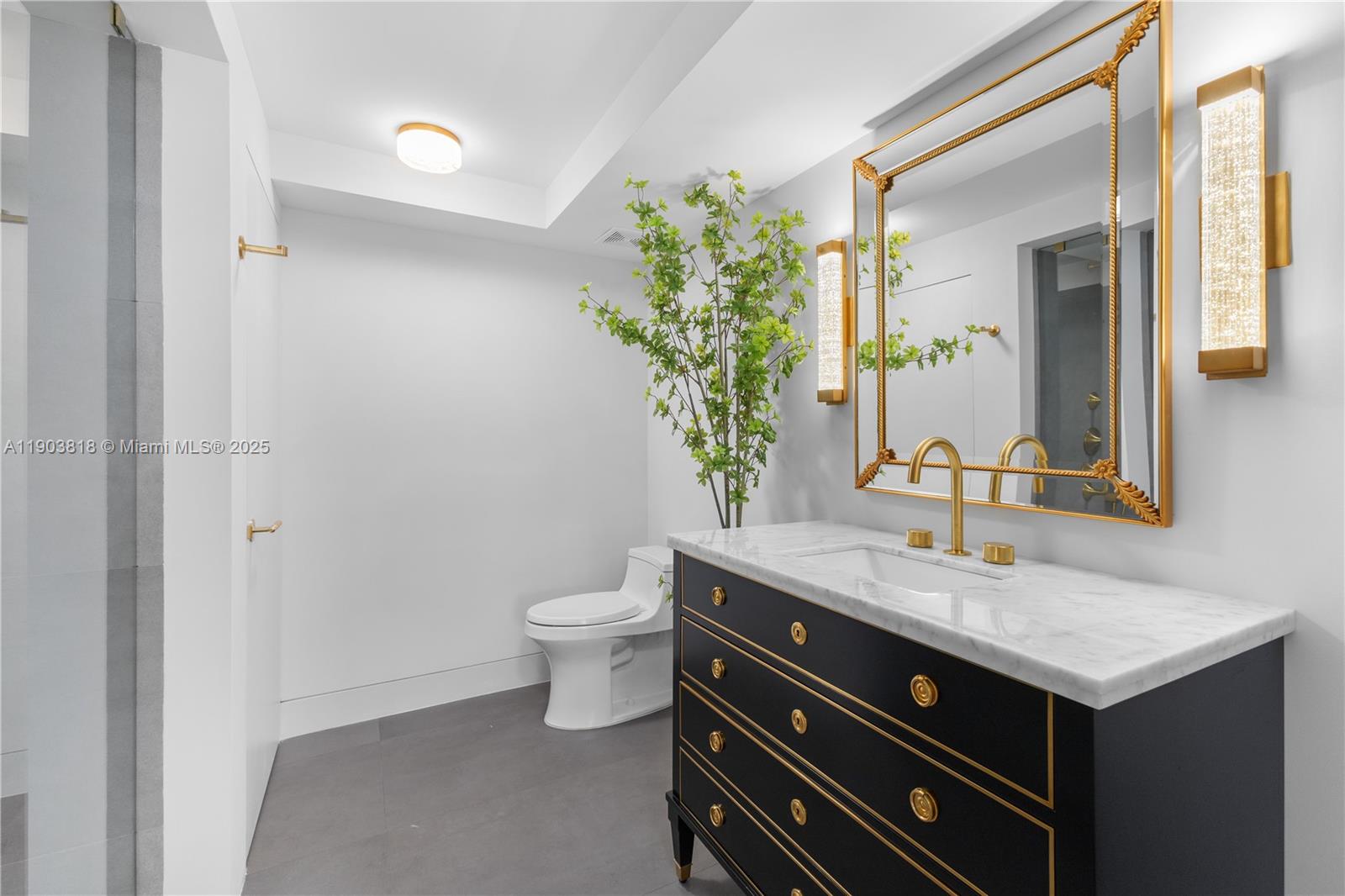 1800 Sunset Harbour Dr # 2105