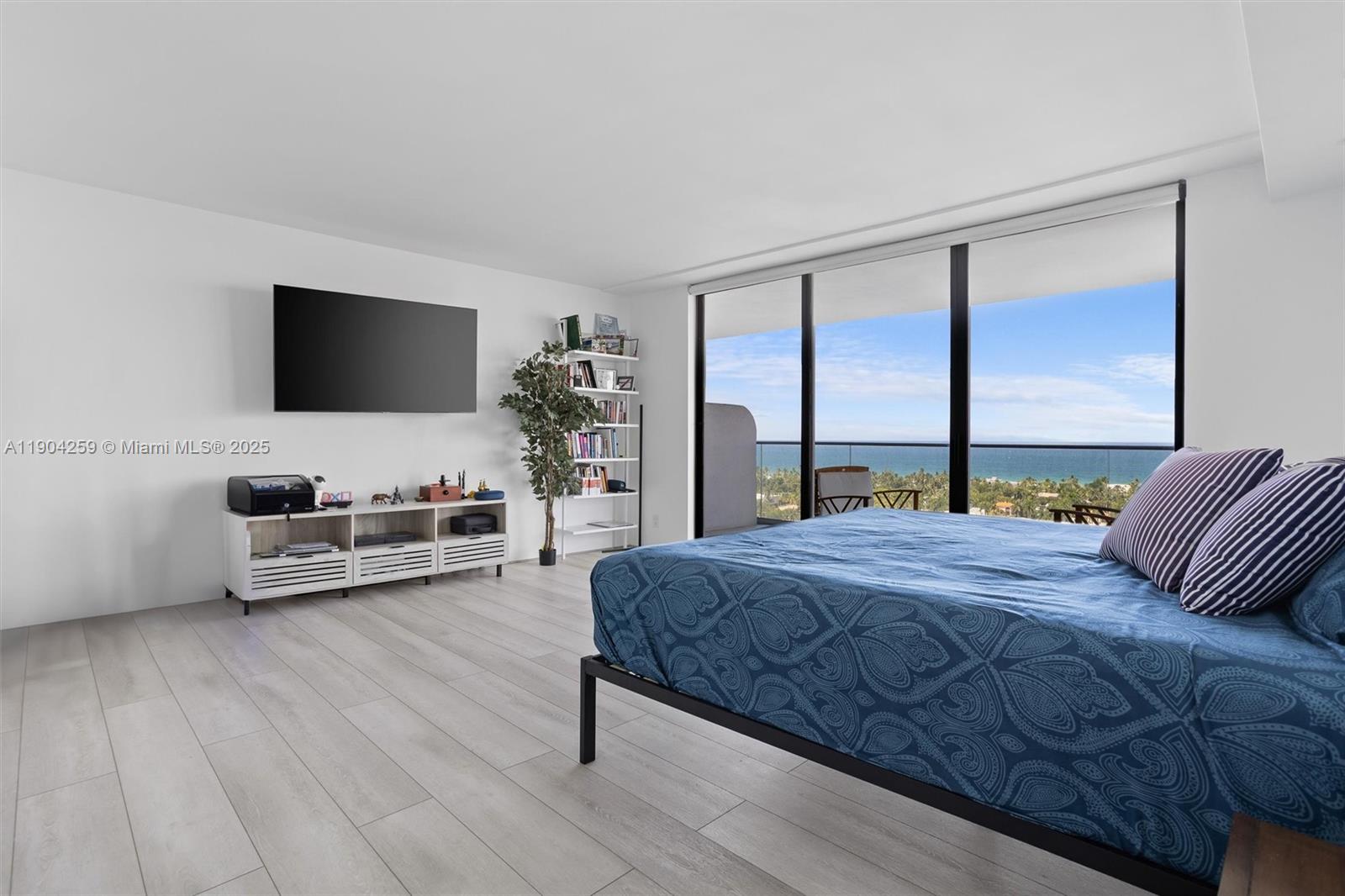 19707 Turnberry Way # 19H