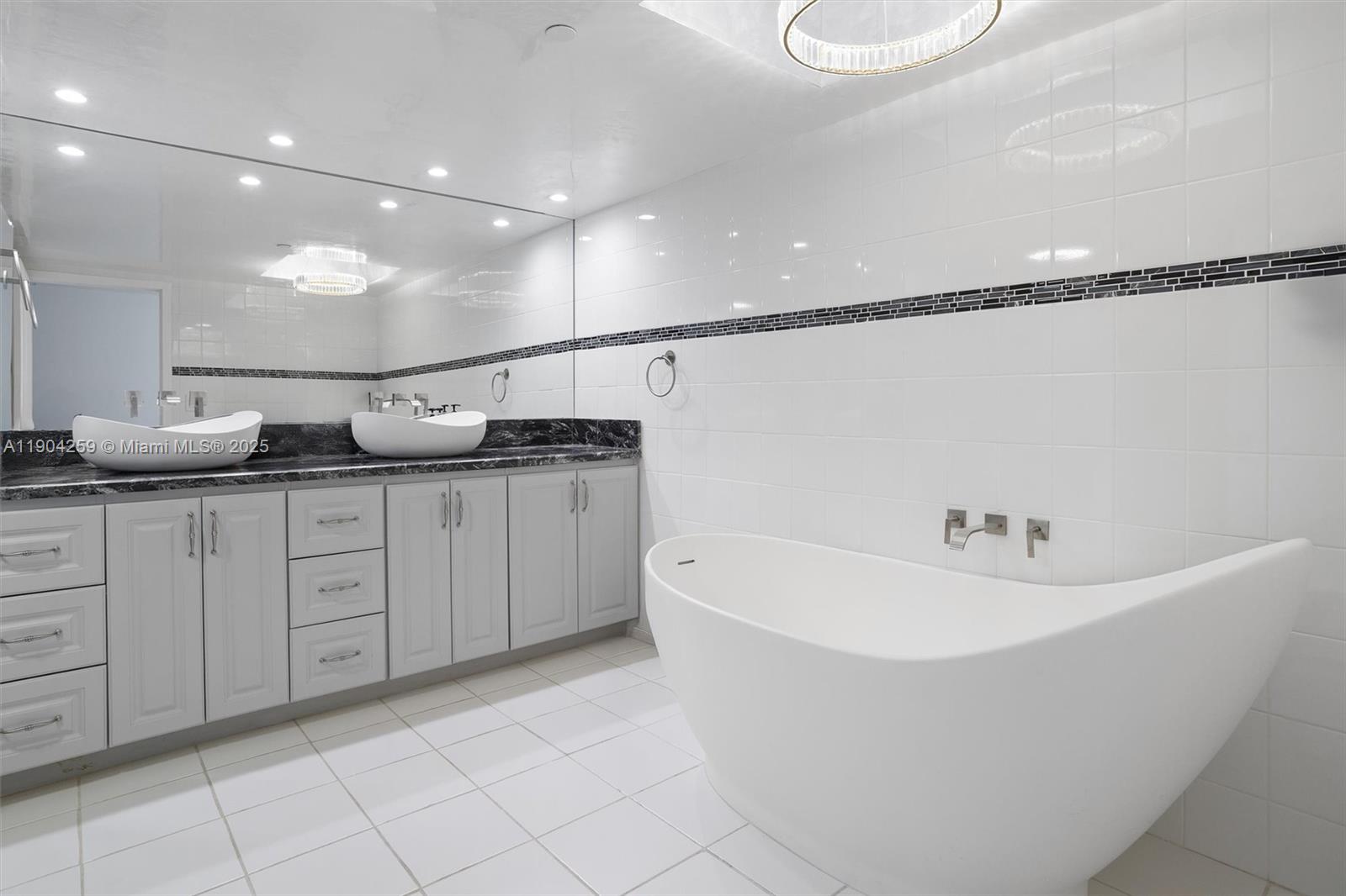 19707 Turnberry Way # 19H