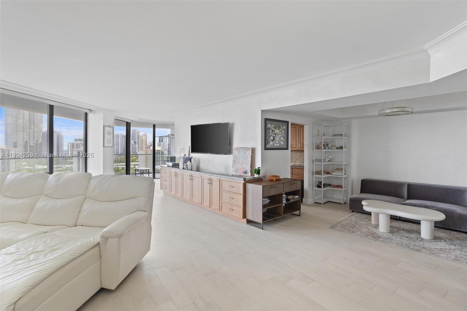 19707 Turnberry Way # 19H