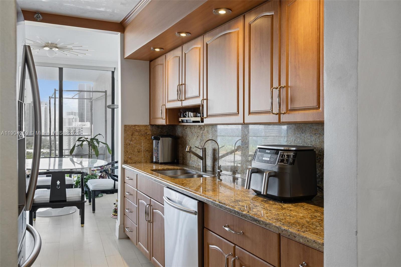 19707 Turnberry Way # 19H